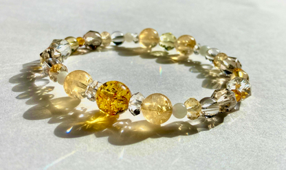 太陽の力が宿る黄金の石